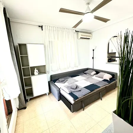 Zumifra With Swimming Pool, 300 M From The Sea, With Beautiful Sandy La Mata Apartment