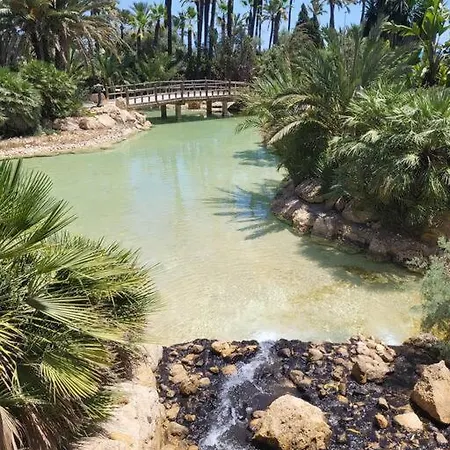 Zumifra With Swimming Pool, 300 M From The Sea, With Beautiful Sandy La Mata *